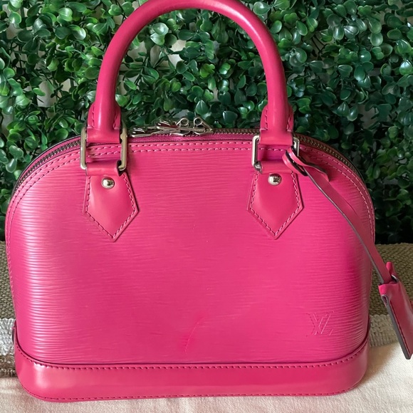 Louis Vuitton Epi Pink Alma BB with Strap - Picture 2 of 9